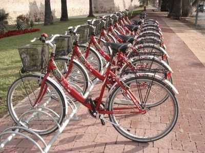 Free Cycle Scheme: கர்நாடக அரசால் மறுக்கப்பட்ட இலவச சைக்கிள்கள் தமிழகத்தில் தரப்படுகிறதா ? புதிய சர்ச்சை