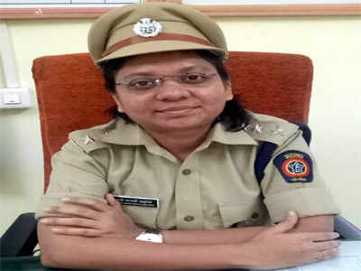 बीडः २१ दलितांना फोडून काढले; IPS नवटके