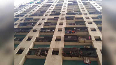 मुंबई इमारत में आग: 1200 लोगों की इमारत में इमरजेंसी एग्जिट से एक बार में निकल सकता सिर्फ एक
