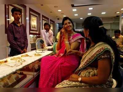 Gold Rate: ಬೆಂಗಳೂರಿನಲ್ಲಿ ಡಿಸೆಂಬರ್ 4ರಂದು ಚಿನ್ನ, ಬೆಳ್ಳಿ ದರ
