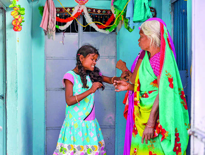 2-ಭೋಪಾಲ್ ದುರಂತದ ಮನಕಲಕುವ ದೃಶ್ಯ