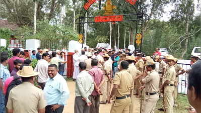 ಬಿಗಿ ಪೊಲೀಸ್‌ ಬಂದೋಬಸ್ತ್‌ ನಡುವೆ ಕಕ್ಕಟ್ಟುಕಾಡು ರಸ್ತೆ ಸರ್ವೇ