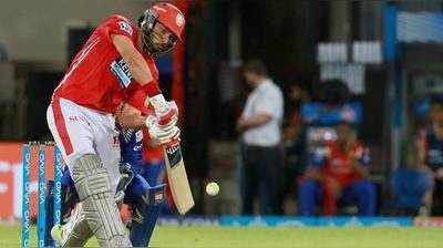 IPL 2019: యువరాజ్ ధర రూ. కోటికి తగ్గింపు..!