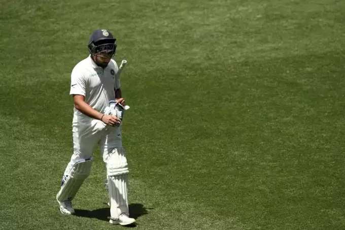 Adelaide Test DAY 1: భారత్‌ని ఆదుకున్న పుజారా