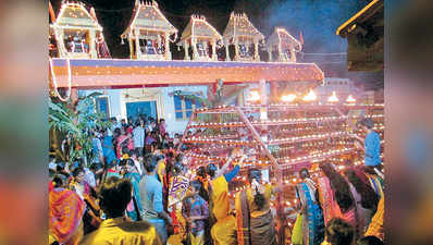 ಪರೋಪಕಾರ ಮನೋಭಾವ ಬೆಳೆಸಿಕೊಳ್ಳಿ