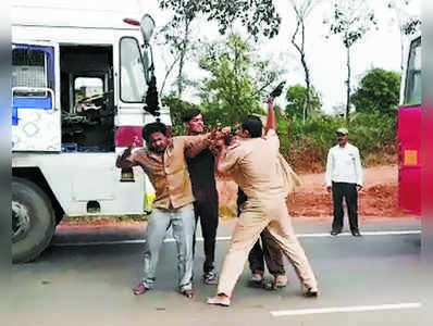 ಚಾಲಕರ ಮಧ್ಯೆ ಮಾರಾಮಾರಿ