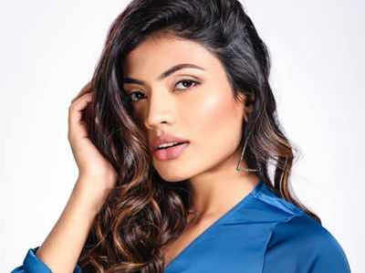 Urvi Shetty ने जीता Indias Next Top Model Season 4 का खिताब
