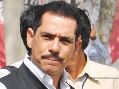 robert vadra: राजकीय ब्लॅकमेलिंगसाठी माझ्या नावाचा वापर