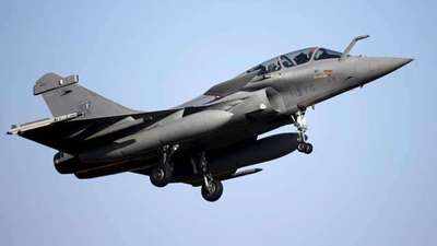 Rafale: ரபேல் வழக்கில் நாளை தீர்ப்பு வழங்குகிறது உச்சநீதிமன்றம்