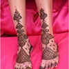 Mehndi Designs For Foot : मेहंदी के ये डिज़ाइन है लगाए पैरों पर जो है बेहद  खूबसूरत - Sakhi Health