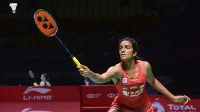 BWF World Tour Finals: சிந்து ‘ஹாட்ரிக்’ வெற்றி : அரையிறுதிக்கு முன்னேறி அசத்தல்!