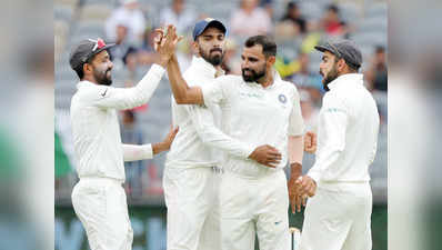 India vs Australia Test Score: ऑस्ट्रेलिया की बढ़त 175 रन, उस्मान ख्वाजा जमे
