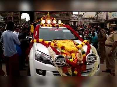 அச்சன்கோயில் ஆபரணப்பெட்டிக்கு தென்காசியில் பக்தர்கள் உற்சாக வரவேற்பு!