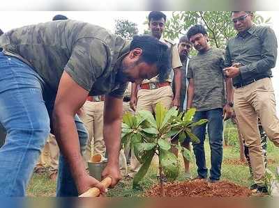 ಅರಣ್ಯರಕ್ಷಕರ ಬೆನ್ನಿಗೆ ನಿಂತ ದರ್ಶನ್‌