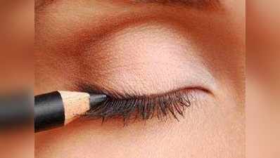 coloured eyeliner लगा रही हैं तो ध्यान में रखें ये टिप्स