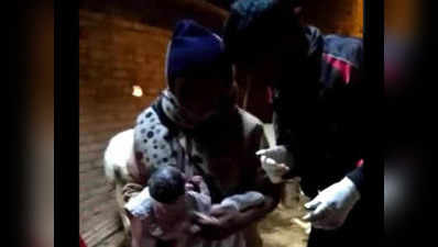 आत्महत्या के दौरान महिला ने दिया बच्चे को जन्म, पुलिस ने नवजात को बचाया
