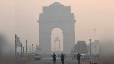 दिल्ली में हवा फिर जानलेवा, लोगों को घरों में रहने की सलाह