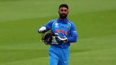 Dinesh Karthik : தினேஷ் கார்த்திக்... ராகுலுக்கு கல்தா.... : உலகக்கோப்பையை குறிவைக்கும் பிசிசிஐ.,!