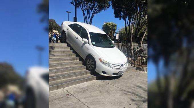 uber-san-francisco-stairs-759-twitter