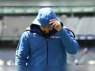 Rohit Sharma : எங்களுக்கு ‘டான்’ ரோகித் தான் வரணும் : டுவிட்டரில் ‘மரண மாஸ்’ காட்டும் ‘பேன்ஸ்’!