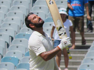 Cheteshwar Pujara:  पुजाराचे शतक; गांगुलीला मागे टाकले