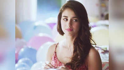 फोटो: साल के आखिरी दिन Disha Patani ने बिकीनी में शेयर की हॉट तस्वीर