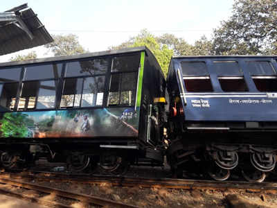 Matheran Mini train: वर्षाच्या शेवटच्या दिवशी माथेरान मिनी ट्रेन घसरली