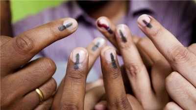 Telangana Panchayat Polls: ఎన్నికల సిరా ఈసారి చూపుడు వేలికి కాదు