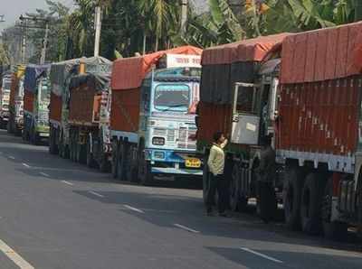 दिल्ली में 24 घंटे तक ट्रकों की नो-एंट्री, हवा हुई और खराब