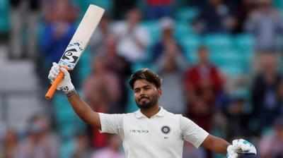 Rishabh Pant: ధోనీకి చిక్కని ‘శతక’ రికార్డ్.. పంత్ అలవోకగా..!