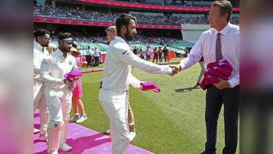सिडनी टेस्ट: टीम इंडिया ने ग्लेन मैकग्रा को भेंट की खास गुलाबी टोपी