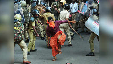 सबरीमाला विवाद: केरल सरकार पर बीजेपी हमलावर, अब तक 3,178 गिरफ्तार