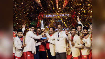 प्रो कबड्डी लीग: गुजरात को हराकर बेंगलुरु बना सीजन-6 का चैंपियन