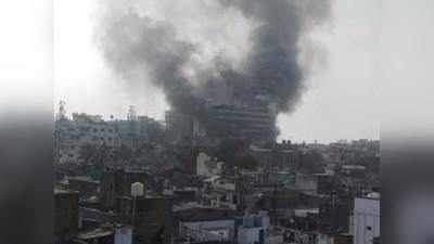 fire in kings way hospital: नागपूर: किंग्ज वे हॉस्पिटलमध्ये आग; अनेक कामगार अडकले