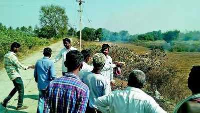 ಮಕರ ಸಂಕ್ರಾತಿ; ಮಲಪ್ರಭಾ ನದಿ ದಡದಲ್ಲಿ ಸ್ವಚ್ಛತೆ