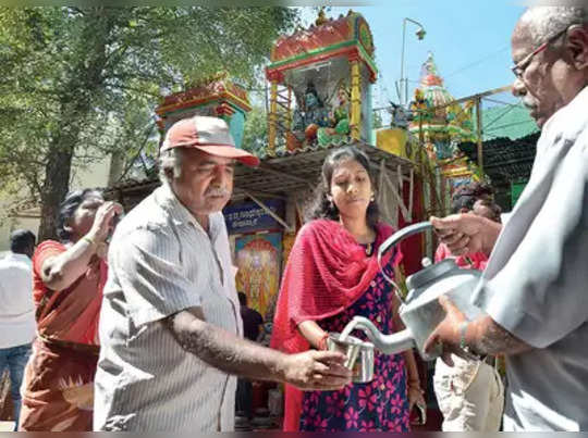 ಹಾಲು ಮಜ್ಜಿಗೆಯಾಗಿ ವಿತರಣೆಯಾಗುವ ದೇಗುಲ