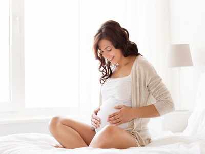 Pregnancy symptoms week 6: मॉर्निंग सिकनेस और कब्‍ज कर सकती है परेशान, जानिए अन्‍य लक्षण