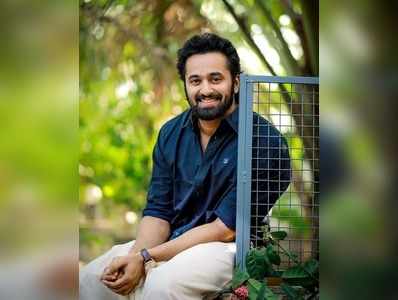 Unni Mukundan Insta Post: ലാലേട്ടൻ - മമ്മൂക്ക ആരാധകരോട് ഉണ്ണി മുകുന്ദന് ചിലത് പറയാനുണ്ട്