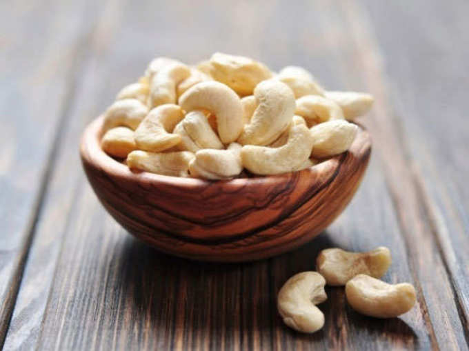 काजू (cashewnuts)