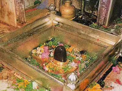 दक्षिण भारत के भक्त ने काशी विश्वनाथ मंदिर में भेंट किया 6 किलो सोने से निर्मित विशेष कलश