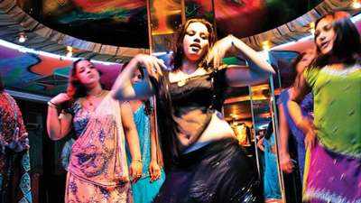 Mumbai Dance Bars: மும்பையில் உருவாகவிருக்கும் நடன பார்கள்!