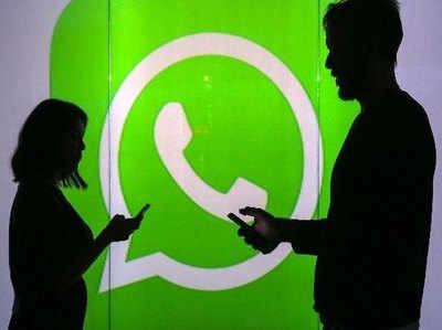 वॉट्सऐप गोल्ड से लेकर आयुष्मान भारत तक, Whatsapp पर घूम रहे हैं ये फर्जी मेसेज