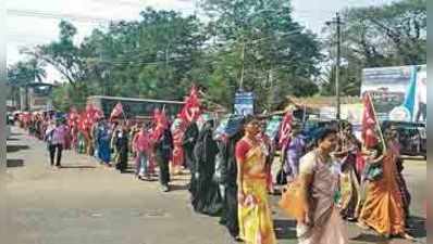 ಅಂಗನವಾಡಿಗಳ ಖಾಸಗೀಕರಣ ಬೇಡ