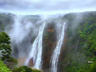 फटॉग्रफी और अडवेंचर के लिहाज से बेस्ट हैं ये Waterfalls