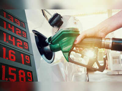 Petrol Price in Kerala: ഇന്ധനവില കിതയ്ക്കാതെ കുതിക്കുന്നു; പുതുവര്‍ഷത്തിൽ കൂടിയത് മൂന്നു രൂപയിലേറെ