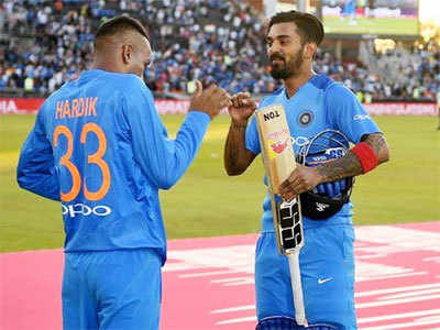 Hardik Pandya: हार्दिक पंड्या, राहुलवरील निलंबन मागे