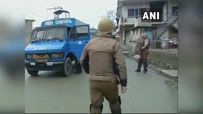 J&K: पुलवामा में CRPF कैंप पर हमला, 2 आतंकी मारे गए, श्रीनगर में भी 2 आतंकी ढेर