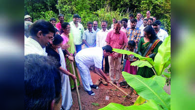 ಮಲ್ಲಂದೂರು ರಸ್ತೆ ಅಭಿವೃದ್ಧಿಗೆ ಚಾಲನೆ