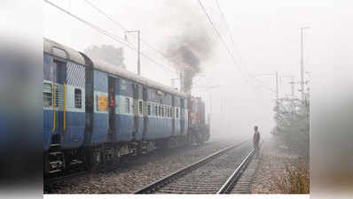 शीत लहर की चपेट में पूरा उत्तर भारत, कोहरे से कई ट्रेनें लेट