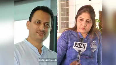 गुंडु राव की पत्नी पर मंत्री अनंत कुमार हेगड़े की टिप्पणी, मिला सटीक जवाब